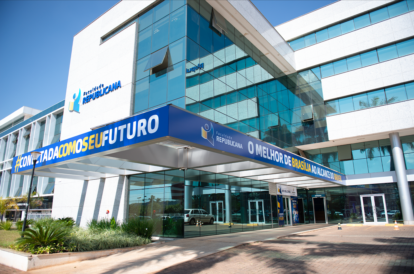 Fachada da Faculdade Republicana